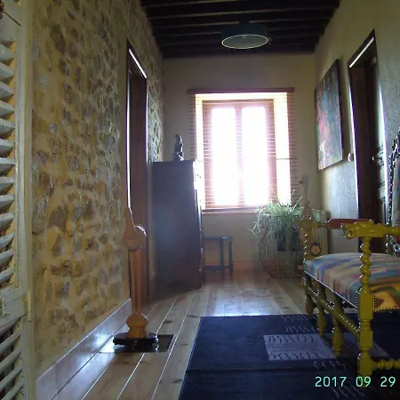 La Fontaine Bed & Breakfast